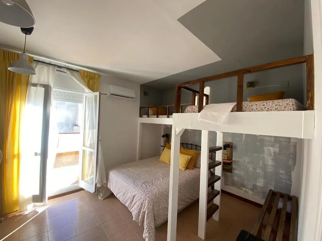 Lola'S Beach House Calafell Spain